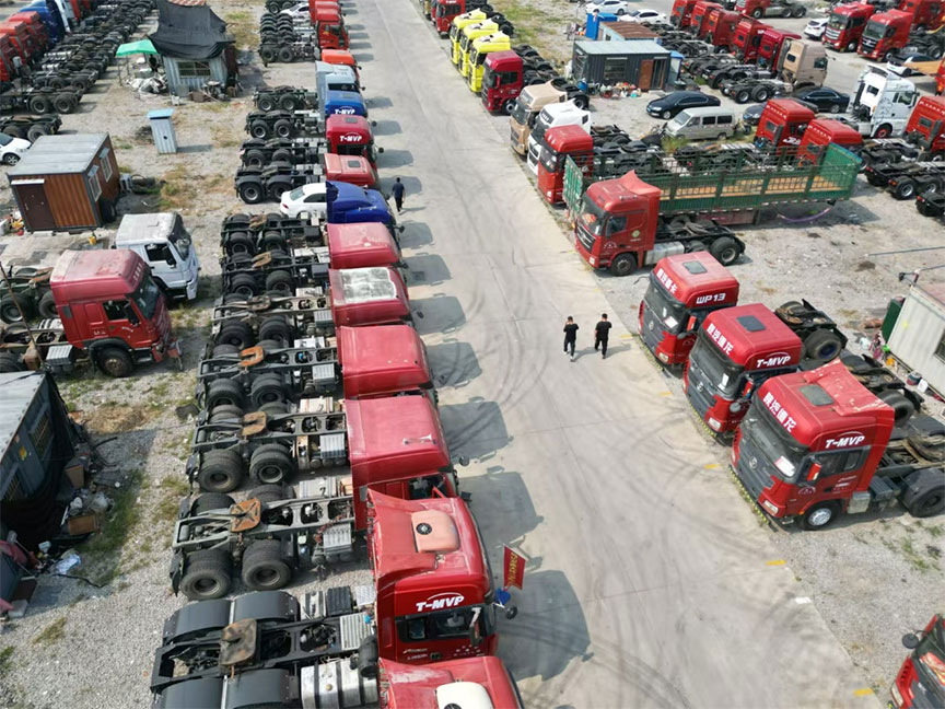 D12 truck engine